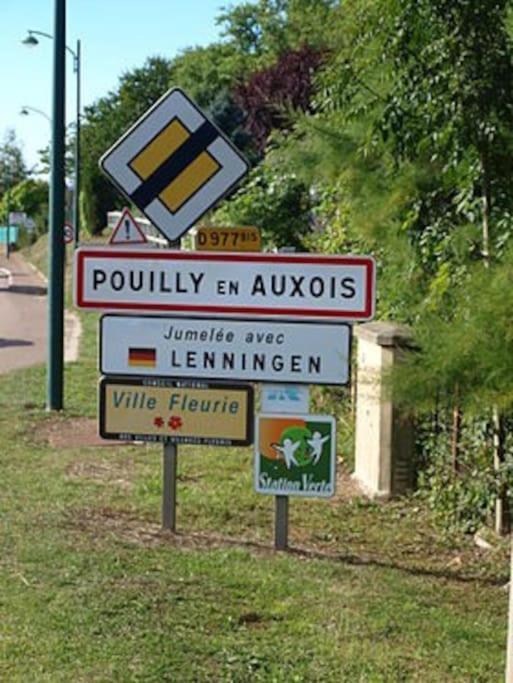 Spacieuse Maison De Mamie ! Pouilly-en-Auxois Exteriör bild